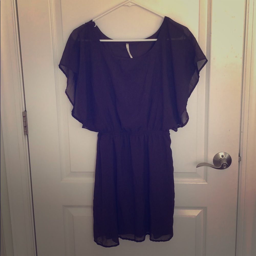 Brown flutter sleeve dress